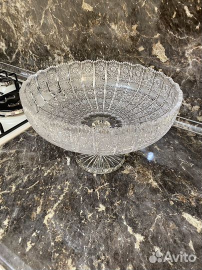 Ваза хрустальная