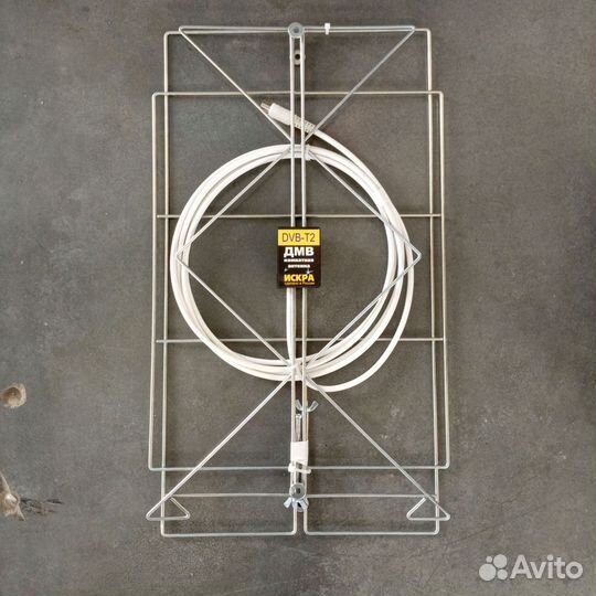 Антенна комнатная для цифрового тв Искра