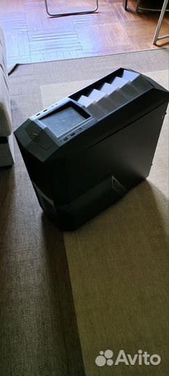 Продам компьютер (не в рабочем состоянии)