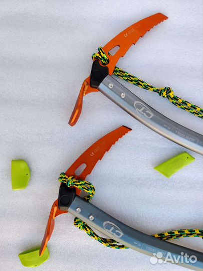 Ледоруб альпинистский