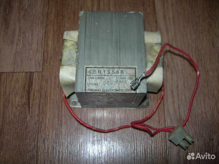 Трансформатор свч R1S58B