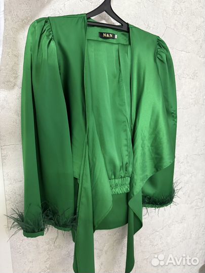 Костюм женский новый