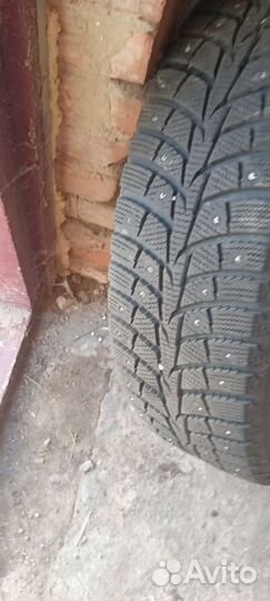 Laufenn G Fit 4S 215/70 R16 и 215/70 R16 100T