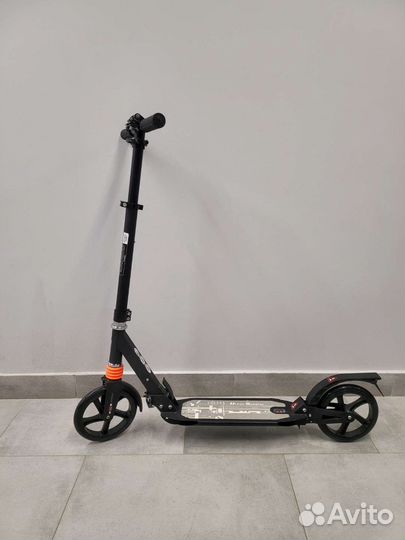 Двухколесный взрослый самокат Урбан колеса 20 см