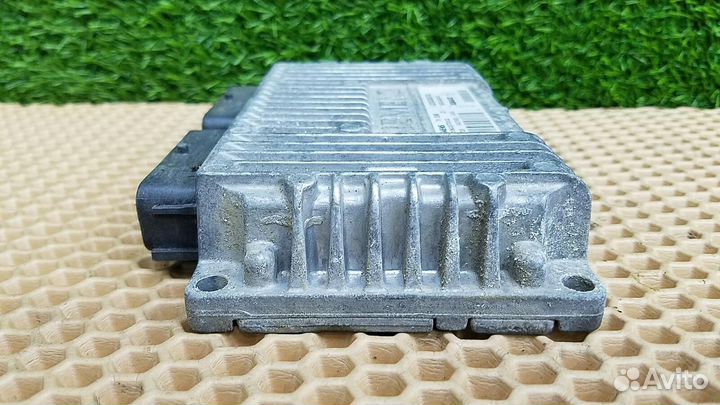 Блок управления АКПП эбу Renault Clio 2 BB K4J 711