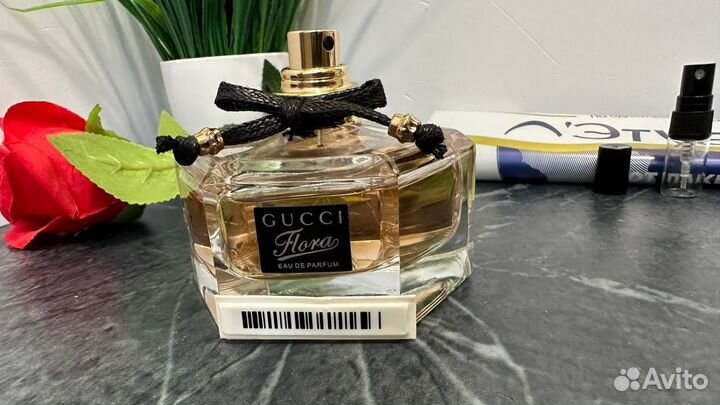 Gucci flora by 70 млл витрина