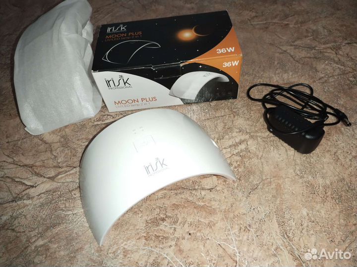 Лампа для сушки ногтей