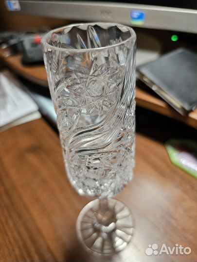 Хрустальные бокалы