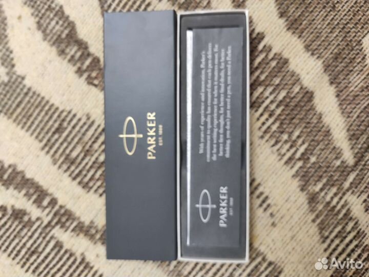 Ручка parker новая (в подарок)