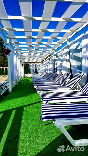 Отдых у бассейна с подогревом