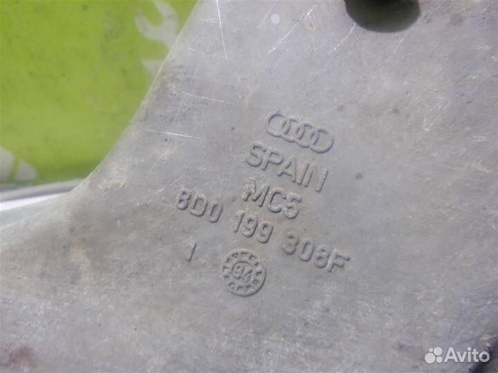 Кронштейн двигателя правый Ауди А4 Б5