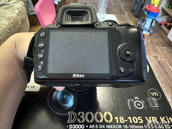 Зеркальный фотоаппарат Nikon D3000