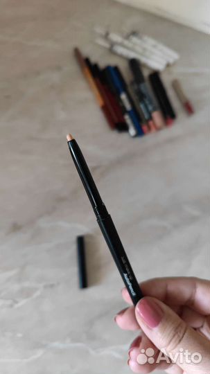 Карандаши для глаз и губ