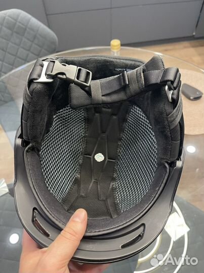 Шлем горнолыжный