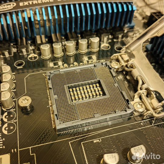 Материнская плата Intel DZ77GA-70K