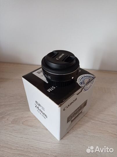 Объектив Canon EF-S24mm f/2.8 STM