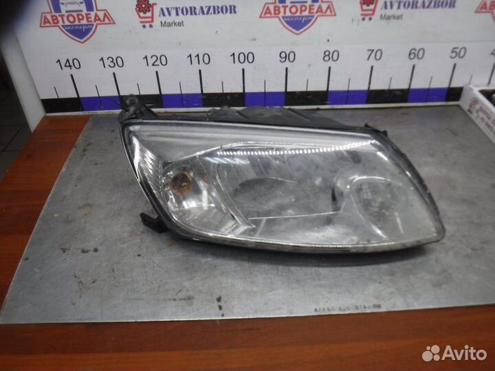 Фара передняя правая Лада Гранта
