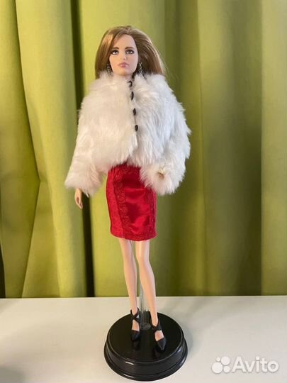 Кукла барби и кукла Наталья Водянова