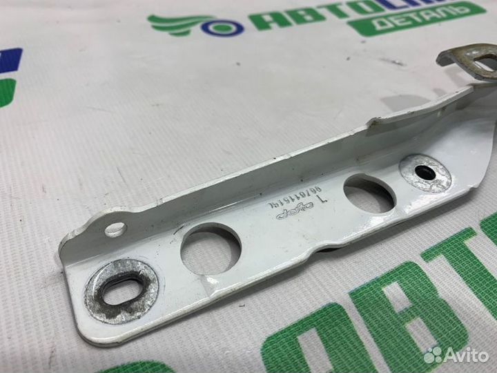 Петля капота левая Citroen C4 Picasso минивен