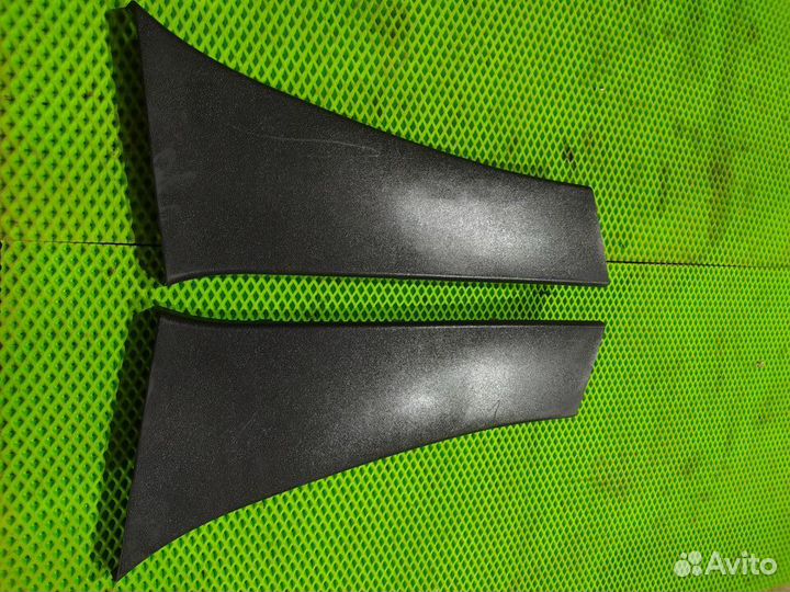 Накладка центральной стойки Renault Fluence