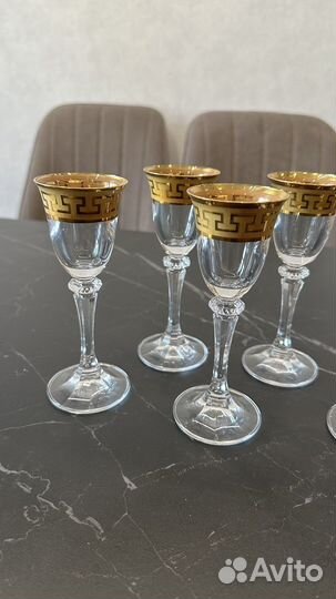 Рюмки на ножке