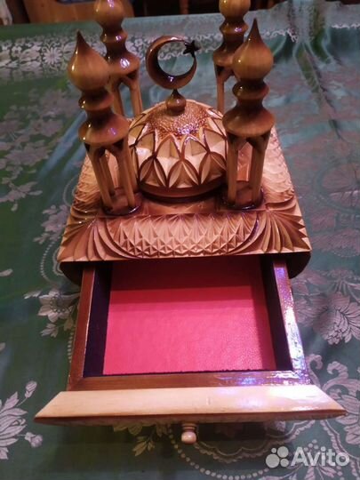 Шкатулка ларец