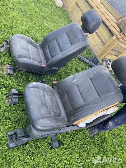 Передние сиденья на ford explorer