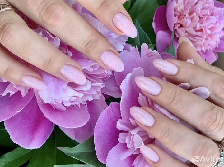 Маникюр с покрытием гель-лак