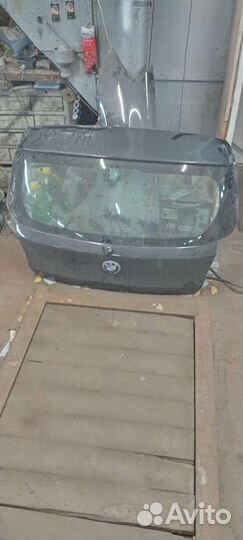 Крышка багажника со стеклом (дверь задняя) BMW E87
