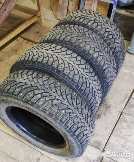 Nokian Tyres Nordman 4 215/65 R16 102T