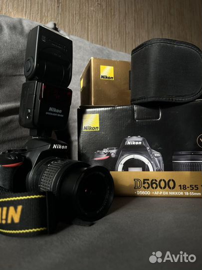 Зеркальный фотоаппарат Nikon D5600