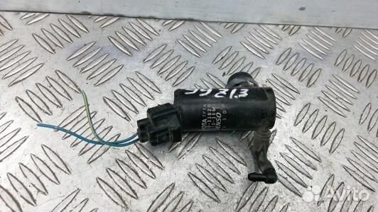 Моторчик омывателя фар toyota RAV 4 ZCA2 (99Z13NN0