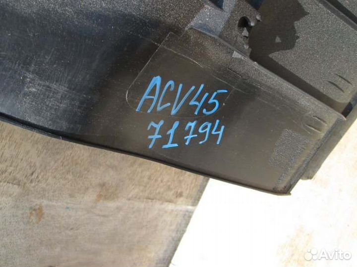 Накладка замка багажника Toyota Camry ACV45 2AZ-FE