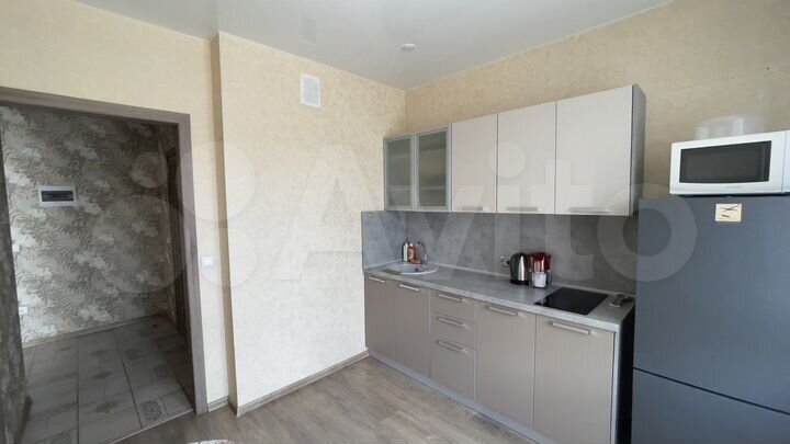 1-к. квартира, 38 м², 8/16 эт.