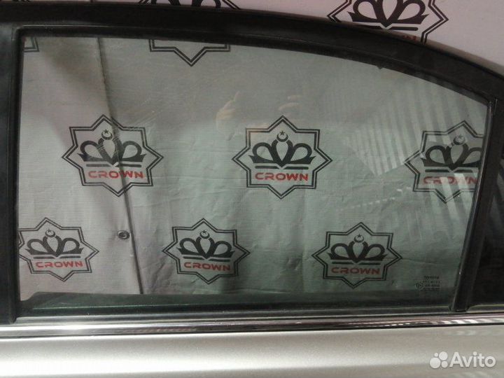 Стекло двери заднее левое Toyota Avensis Т250