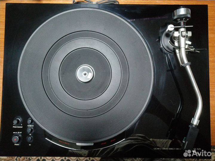 Винтажный виниловый проигрыватель Sansui SR-929