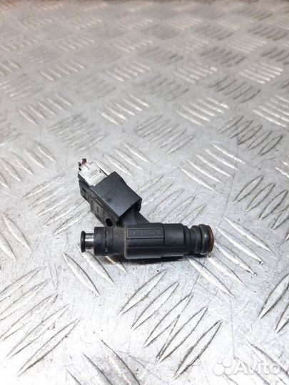 Форсунка Seat Leon хэтчбэк 5 дв. 1.8 AUQ 2002