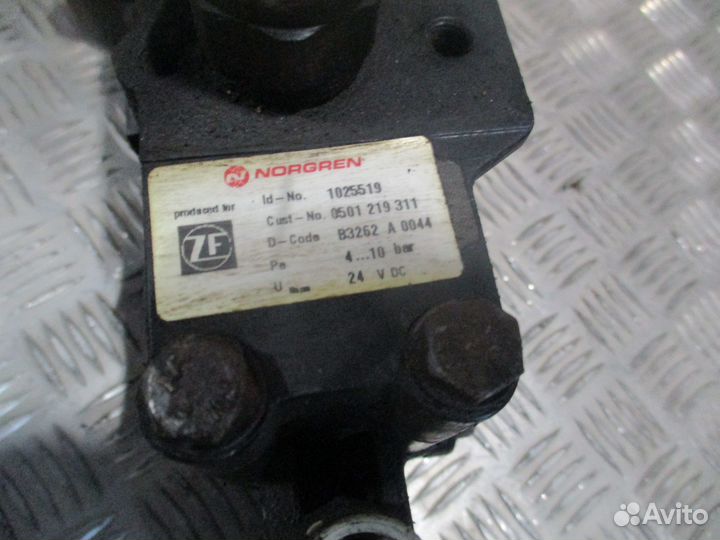 Кулиса кпп ZF 1341307010