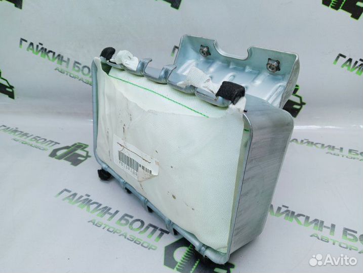 Подушка безопасности пассажира Peugeot 4007