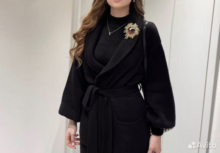 Вязаный женский кардиган длинный