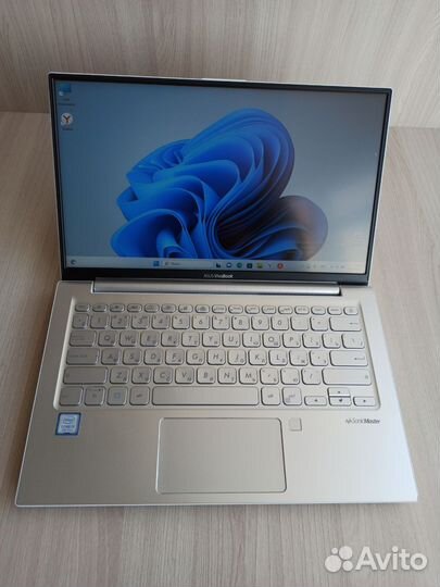 Asus Vivobook 13