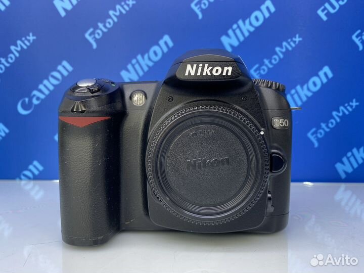 Nikon D50 body (11000кадров)