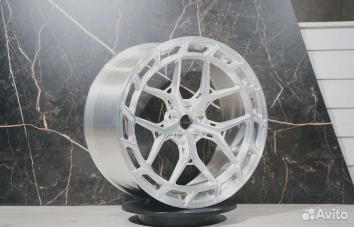 Кованые диски R22