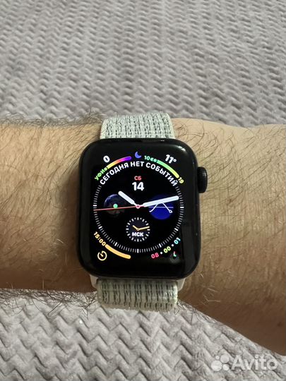 Часы apple watch se2 40 mm
