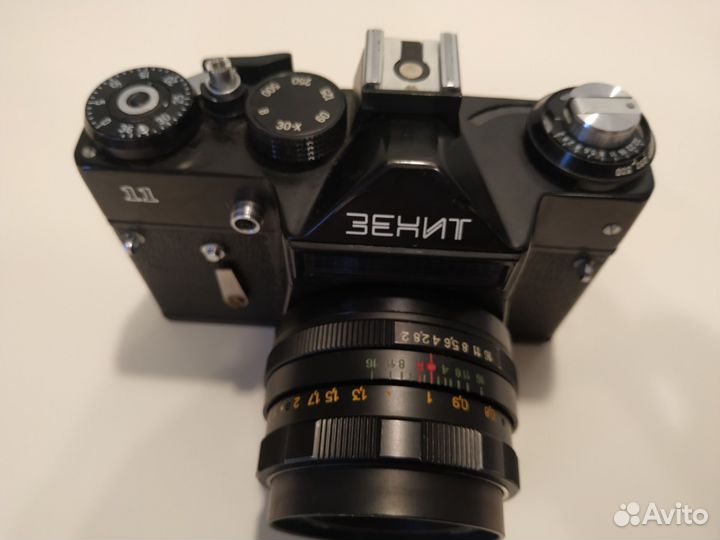 Плёночный фотоаппарат зенит