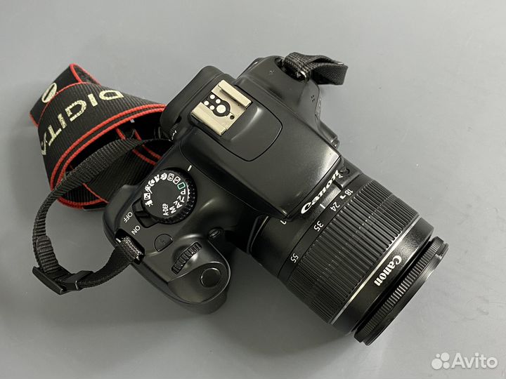 Canon EOS 1100D Kit 18-55mm 17.000 кадров