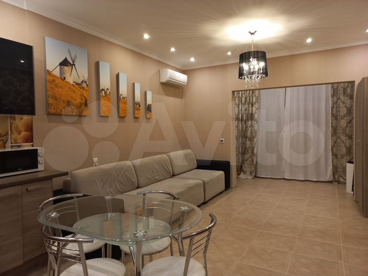 Квартира-студия, 43 м², 5/19 эт.