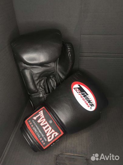 Кожаные Боксерские перчатки twins Таиланд