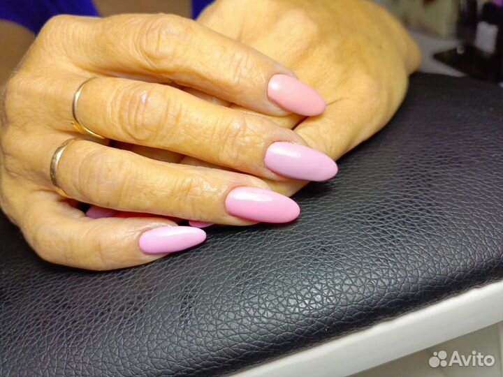 Маникюр и педикюр на дому