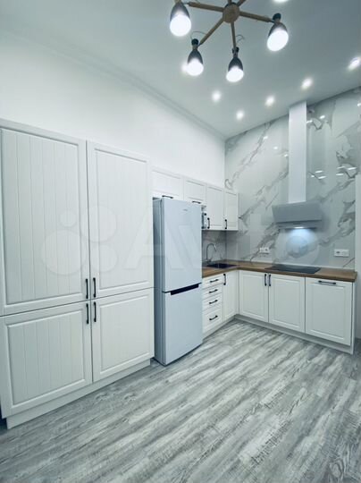 2-к. квартира, 55,4 м², 1/21 эт.